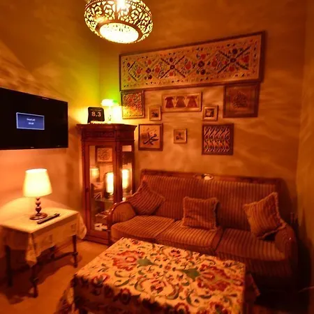 Station 34 Hostel *