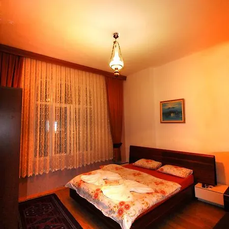 Albergue Station 34 *