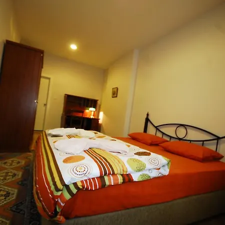 Albergue Station 34 *